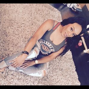 Meet your Posher, Dnelle